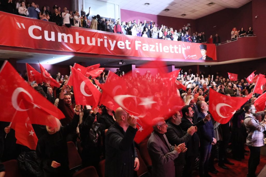 Aydın’da Kurtalan Ekspres Rüzgarı Esti