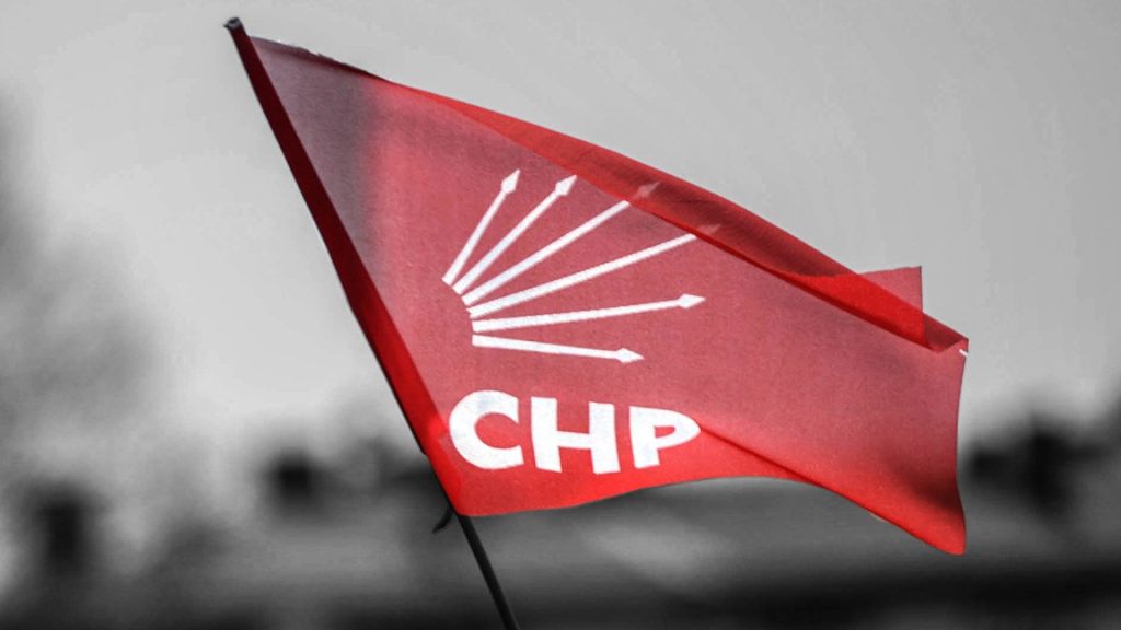 Kuşadası CHP’den Toz Bile Alamadılar