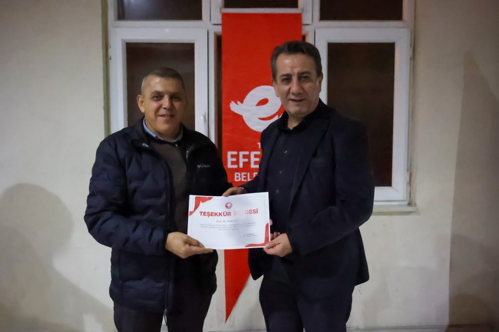 BAŞKAN YETİŞKİN’DEN KESTANE ÜRETİCİLERİNE DESTEK: “BİRLİKTE DAHA GÜÇLÜ ÜRETİM İÇİN ÇALIŞIYORUZ”