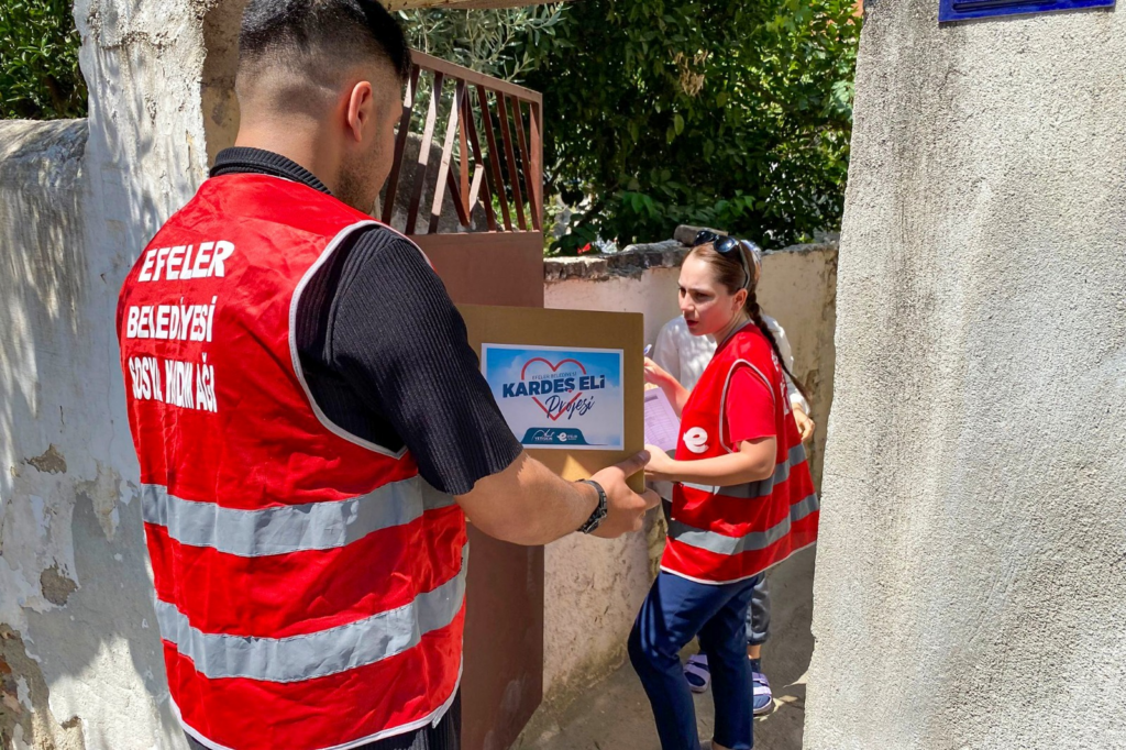 EFELER’İN DAYANIŞMA PROJESİ EFESYA İLE DAYANIŞMA BÜYÜYOR
