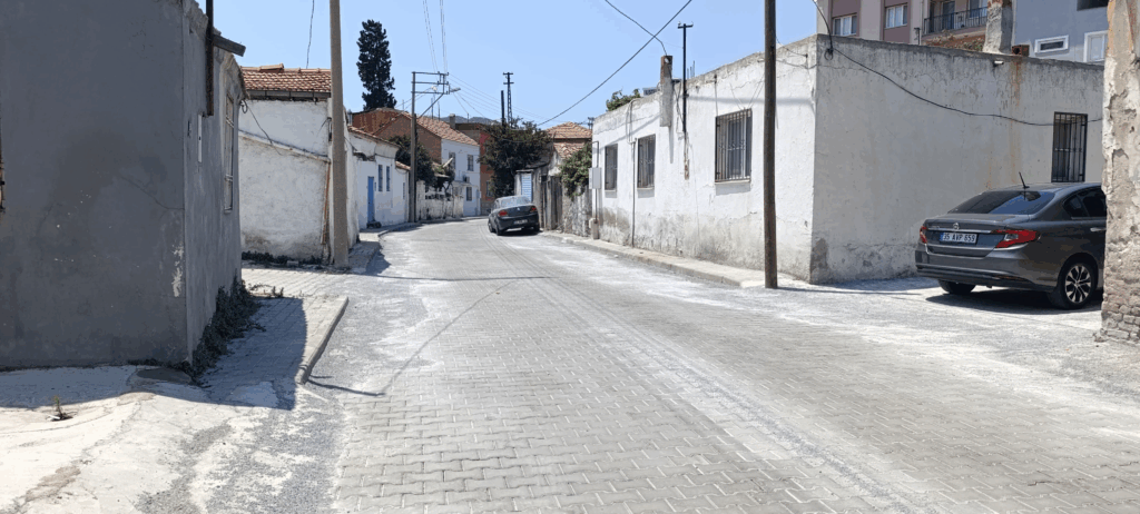 Tosun Sokak’ta yol yenileme çalışmasının ilk etabı tamamlandı