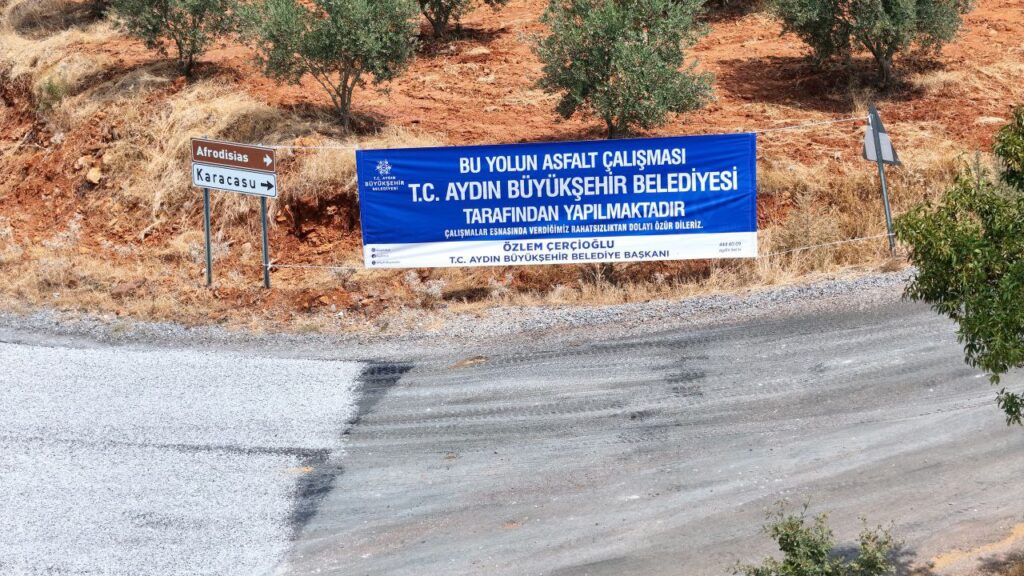 BAŞKAN ÇERÇİOĞLU KIRSAL MAHALLELERDE YOL YENİLEME ÇALIŞMALARINI SÜRDÜRÜYOR