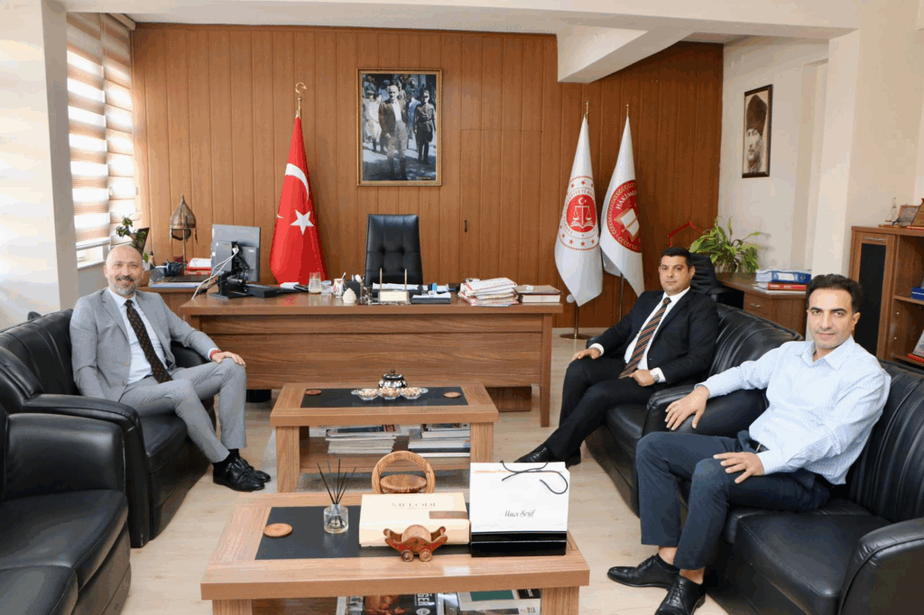 Başkan Arıkan’dan Söke’ye yeni atanan Ağır Ceza Mahkemesi Başkanı Ertem’e ziyaret