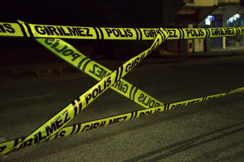 Balçova’da Karakola Silahlı Saldırı: 2 Polis Şehit, 2 Polis Yaralı