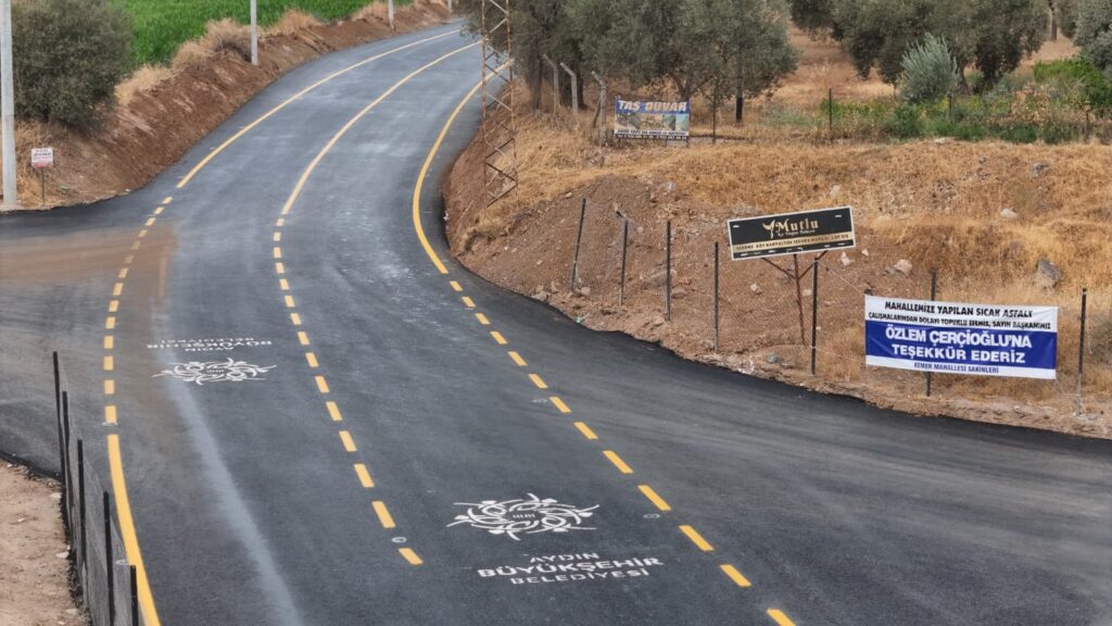 BAŞKAN ÇERÇİOĞLU’NUN ÇALIŞMALARIYLA KAZANAN AYDIN VE AYDINLILAR OLUYOR Başkan Çerçioğlu Aydın’ın Yollarını Yeniliyor