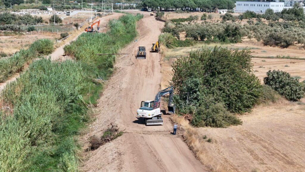 BAŞKAN ÇERÇİOĞLU’NDAN İNCİRLİOVA İLE EFELER’İ BİRBİRİNE BAĞLAYACAK DEV YATIRIM Başkan Çerçioğlu: Aydınımız İçin Çalışmaya Devam Ediyoruz