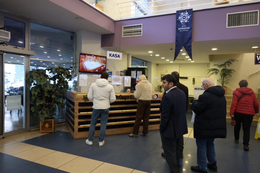 AYDIN BÜYÜKŞEHİR BELEDİYESİ TURİSTİK PARK KAFE VE RESTORAN AYDINLILARIN İLK TERCİHİ OLMAYA DEVAM EDİYOR