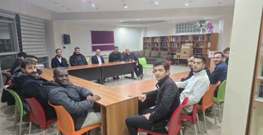 AYDIN’DA YURT MÜDÜRLÜKLERİMİZDE MİRAÇ KANDİLİ PROGRAMLARI DÜZENLENDİ