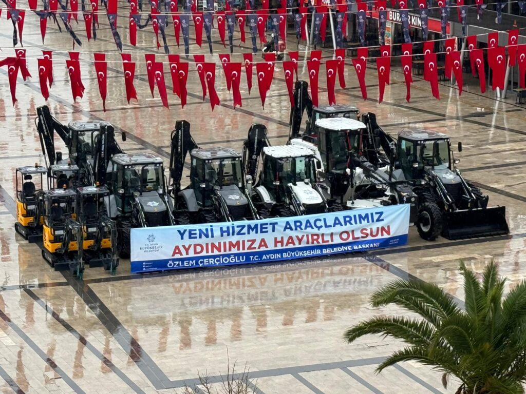 BAŞKAN ÇERÇİOĞLU BÜYÜKŞEHİR BELEDİYESİ’NİN ARAÇ FİLOSUNU 51 MİLYON LİRALIK YATIRIM İLE GÜÇLENDİRDİ