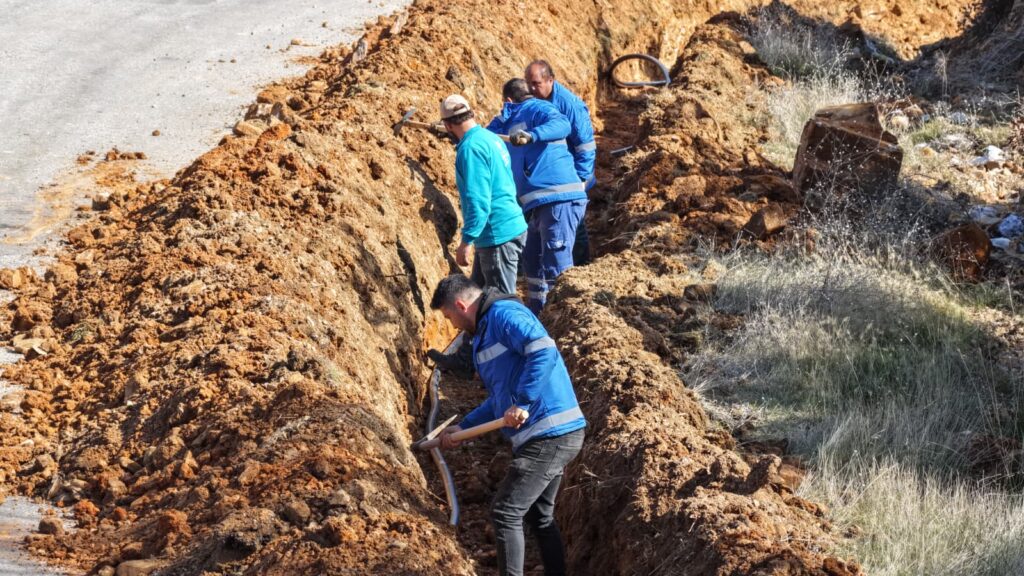 BAŞKAN ÇERÇİOĞLU’NDAN KARACASU’YA ALTYAPI YATIRIMI