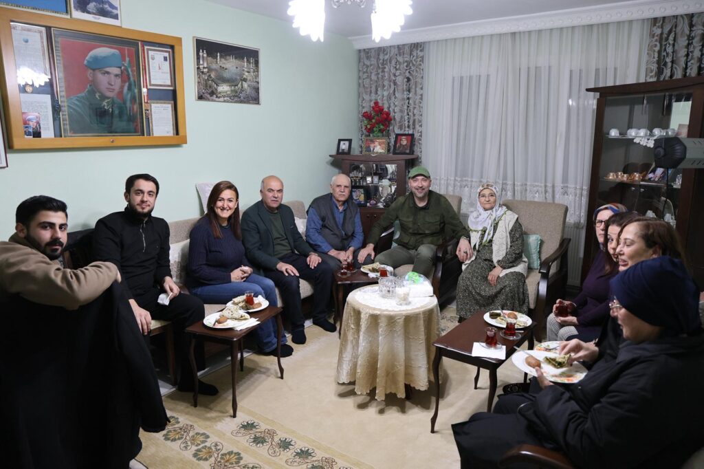 Başkan Arıkan’dan Şehit Ailelerine İftar ve Ziyaret
