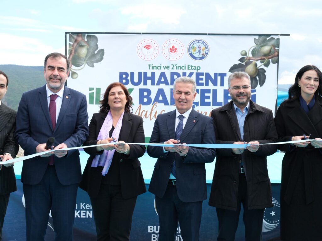 AYDIN’IN İLK İLEK BAHÇELERİ TÖRENLE HİZMETE AÇILDI