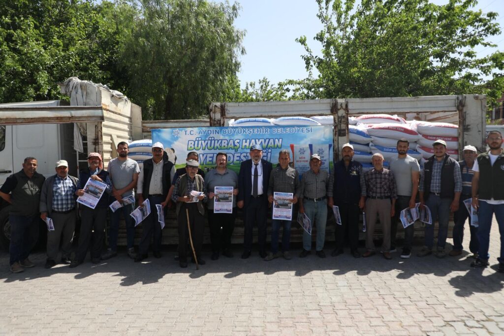 BAŞKAN ÇERÇİOĞLU’NDAN DİDİM’DE KÜÇÜK ÜRETİCİLERE YEM DESTEĞİ