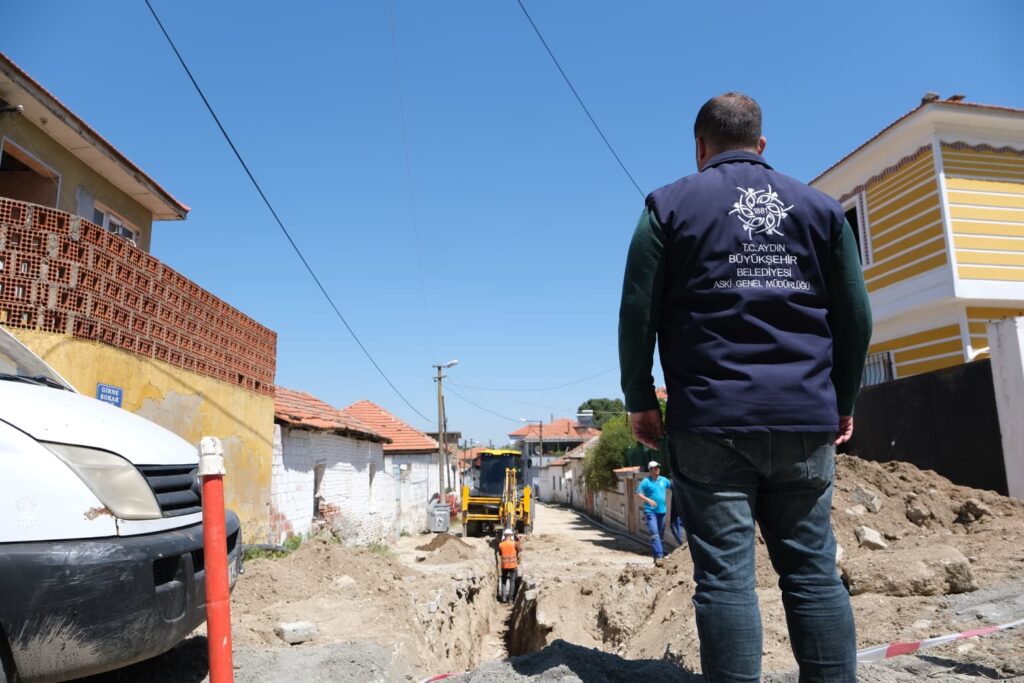 BAŞKAN ÇERÇİOĞLU’NDAN KOÇARLI’DA ALTYAPI YATIRIMI