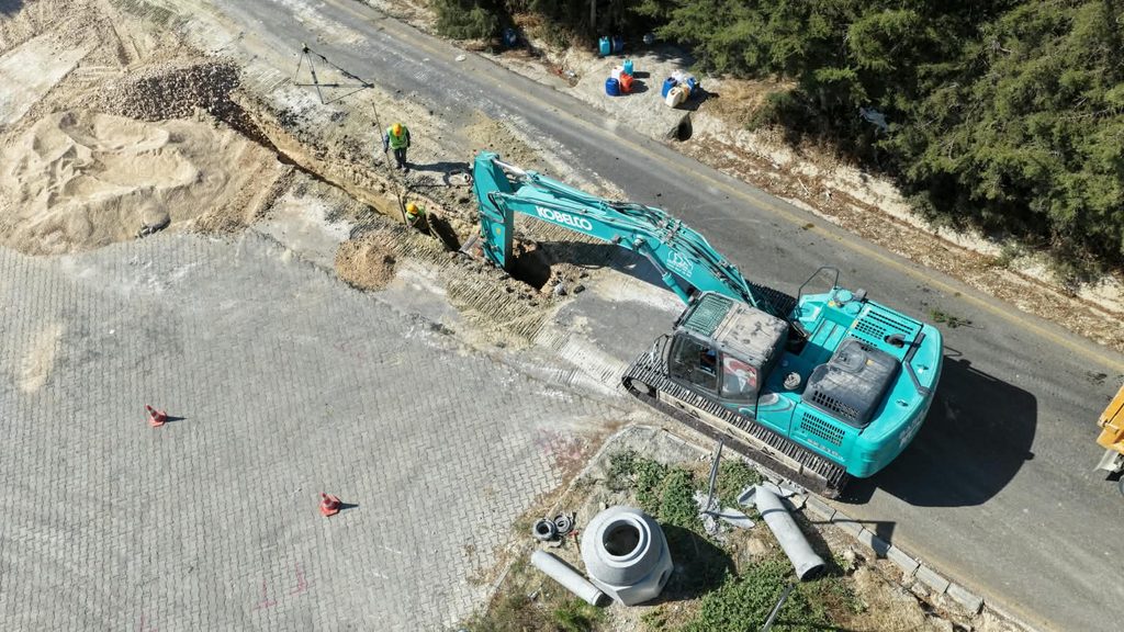 BAŞKAN ÇERÇİOĞLU’NDAN KUŞADASI’NDA ALTYAPI YATIRIMI